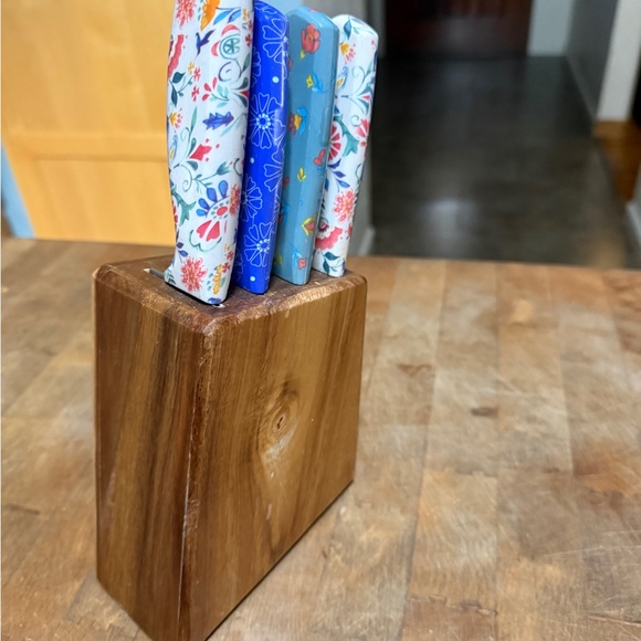 The Pioneer Woman Floral Ceramic Knife Set with Wooden Block 4 knives - Picture 3 of 9